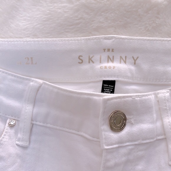 WHBM “The Skinny Crop” Stretch Jeans | Sz 2L - Picture 4 of 6